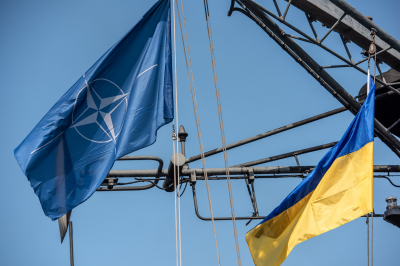 Экс-глава Пентагона Эспер предложил варианты вступления Украины в НАТО