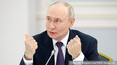 Путин призвал бизнес заказывать прорывные технологии и развивать ИИ