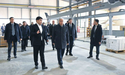 Президент посетил завод по производству керамогранита в Актобе