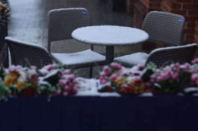 Москвичам пообещали мокрый снег и гололедицу в конце апреля