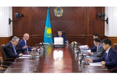 Алихан Смаилов раскритиковал работу по долгостроям питьевого водоснабжения