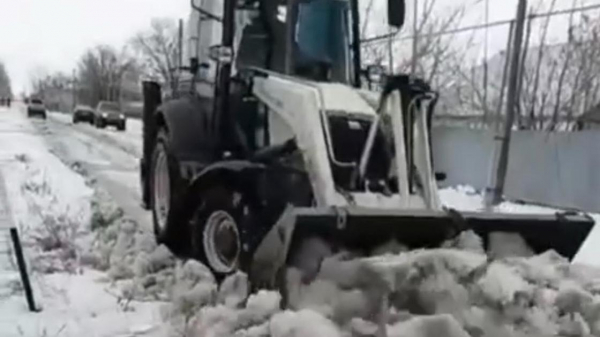Потоки талой воды заливают улицы в ВКО (видео)