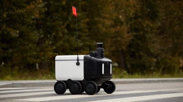 Роботы-доставщики начали работать в двух новых районах Казани