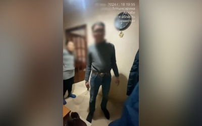 Пьяный скандал с родной матерью устроил дома 52-летний актюбинец
