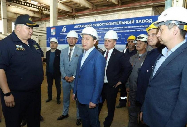 Марат Карабаев проверил реализацию планов развития морских портов Мангистау