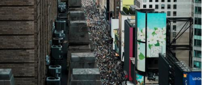 США охватили массовые протестные митинги против политики Трампа