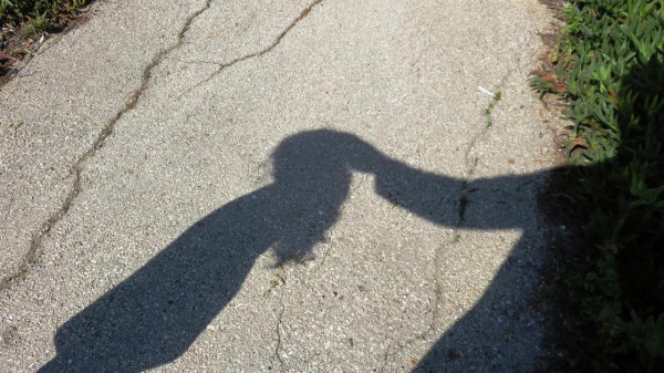 Педофилам и террористам хотят запретить въезд в Казахстан