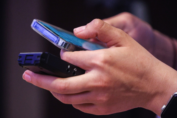 Финансист допустил рост цен на&nbsp;смартфоны до&nbsp;15% из-за войны на&nbsp;Ближнем Востоке