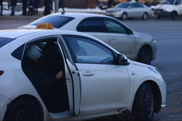 Возрожденная &laquo;Волга&raquo; и китайские кроссоверы пополнили список машин для такси