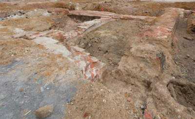 В могиле эпохи викингов датские археологи нашли остатки тканей