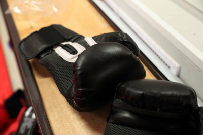 Путин после награждения боксера Шумкова вспомнил о поступке Тайсона, откусившего ухо сопернику