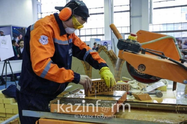 Свыше 39 тыс костанайцев трудоустроят в рамках региональной карты занятия