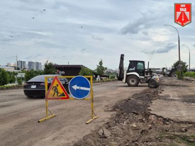 Дорожники приступили к обновлению дороги на набережной Тукая