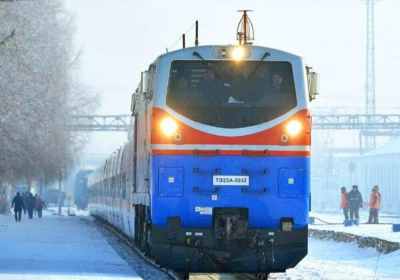 Четыре дополнительных поезда запустили в Астану из-за непогоды
