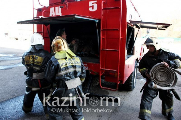 Природный пожар тушат в Павлодарской области