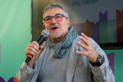 Шоумен Дмитрий Дибров оскорбил выпускника &laquo;Фабрики звезд-7&raquo;