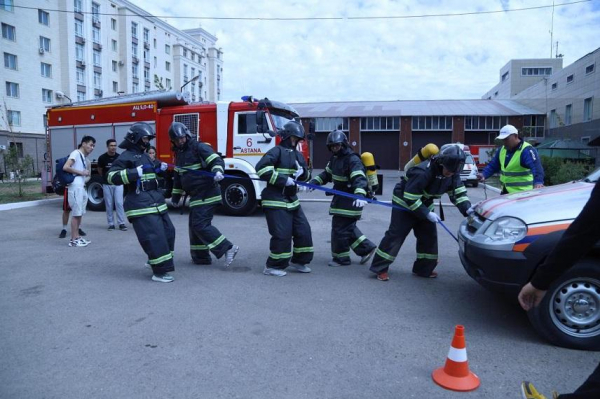 Журналисты приняли участие в чемпионате по пожарно-спасательному спорту в Астане