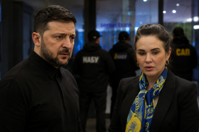 Олейник: Украина может отказаться от НАТО, но НАТО уже вступило в Украину