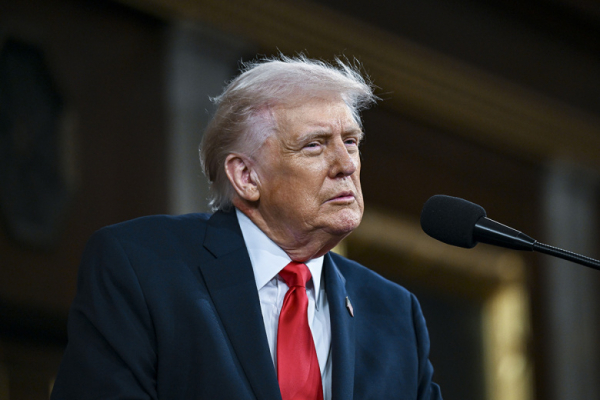 Трамп выступил за отчуждение британских территорий