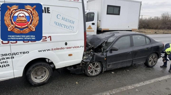 В Челнах произошло ДТП с двумя пострадавшими