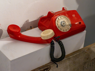 Петербуржцы на фоне перебоев с интернетом стали чаще подключать стационарные телефоны