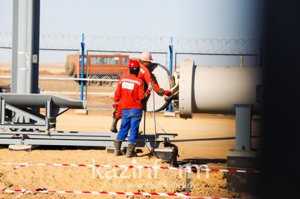 Казахстан обсуждает возможность транзита российского газа в Узбекистан – Минэнерго