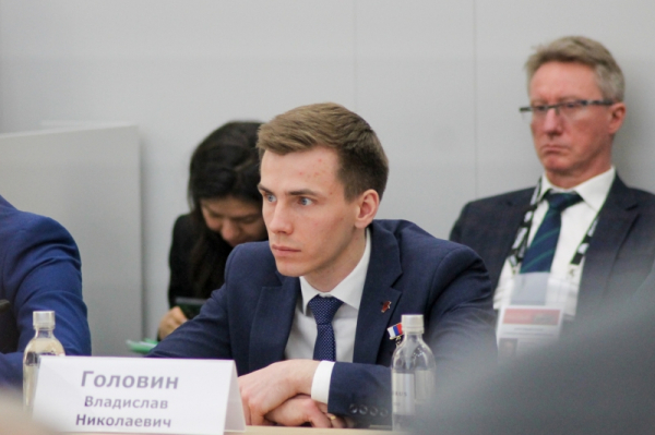 Владислав Головин: Рост доходов учителей без повышения нагрузки &ndash; цель &laquo;Единой России&raquo;