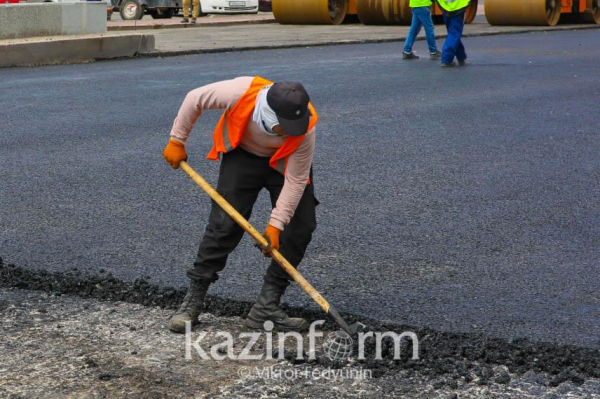 Ремонт на участках улицы Валиханова и проспекта Абылайхана идет столицы