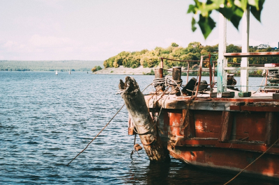 Хабаровский завод установил на судно двигатель КАМАЗ взамен импортного