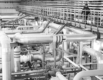 В Запорожье вспыхнул пожар на промышленном объекте после атаки