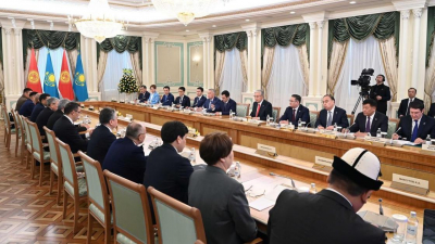 Токаев и Жапаров приняли участие в заседании Высшего межгосударственного совета