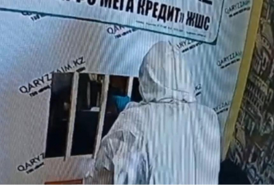Мужчина  с игрушечным пистолетом напал на микрофинансовую организацию в ЗКО