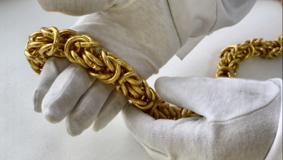 В Дубае золото продают со скидками из-за проблем с вывозом