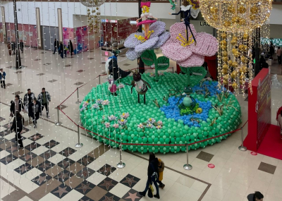 День влюбленных в Уфе запомнился давкой и травмами: два перелома и 7000 воздушных шаров