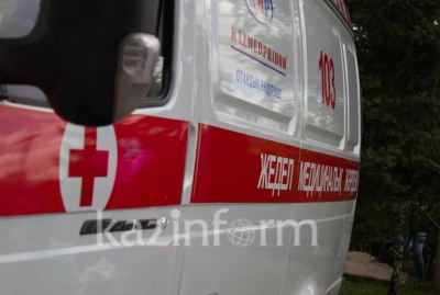 Молодая мать покончила с собой на глазах у детей в Алматы