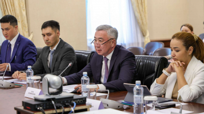 Развитие торгово-логистических возможностей между Казахстаном и Пакистаном обсудили в Астане