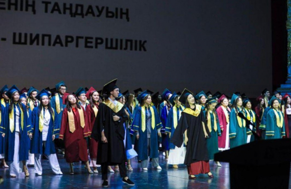 10 570 выпускников-медиков помогут снизить кадровый дефицит в Казахстане