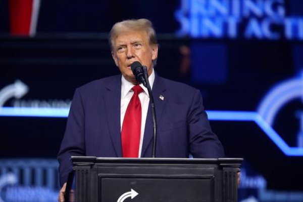 Трамп уклонился от ответа, рассматривает ли он военные варианты действий в отношении Ирана